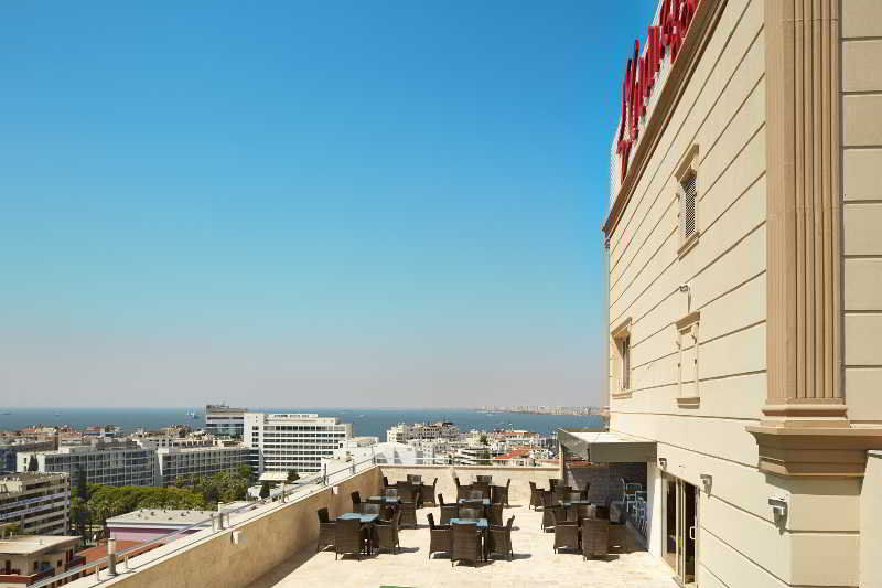 Hotel Doubletree By Hilton Izmir - Alsancak Esterno foto